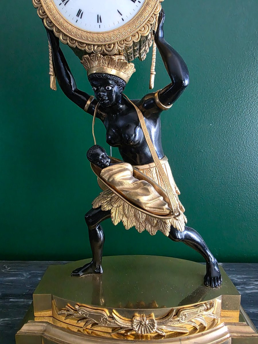 Pendule au bon sauvage : "La Nourrice Africaine". Époque Empire.-photo-2