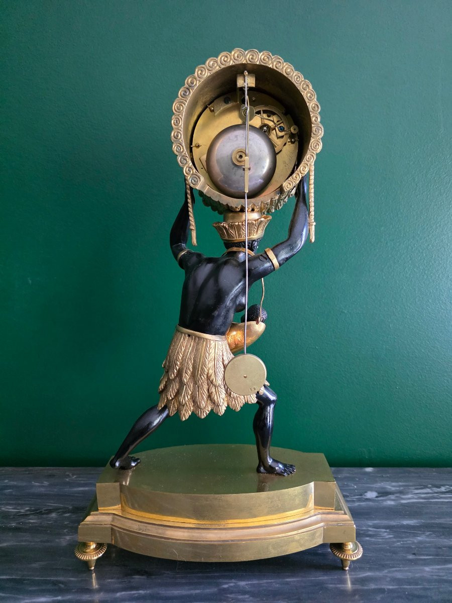 Pendule au bon sauvage : "La Nourrice Africaine". Époque Empire.-photo-1