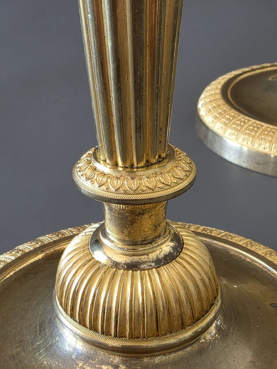 Pair Of Gilded Bronze Candlesticks From The Directoire-consulate Period. Late 18th Century. -photo-1