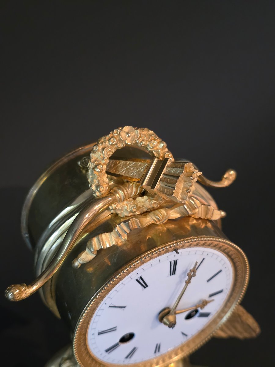 Pendule à "L'Amour aveugle", attribuée à Deverberie, époque Empire. -photo-6