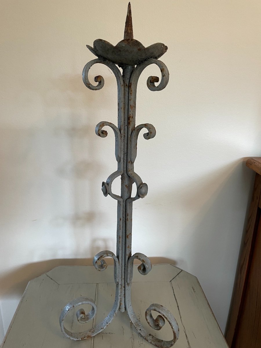 Old And Large Pair Of Painted Wrought Iron Candlesticks. End Of The XIX Eme Century-photo-3