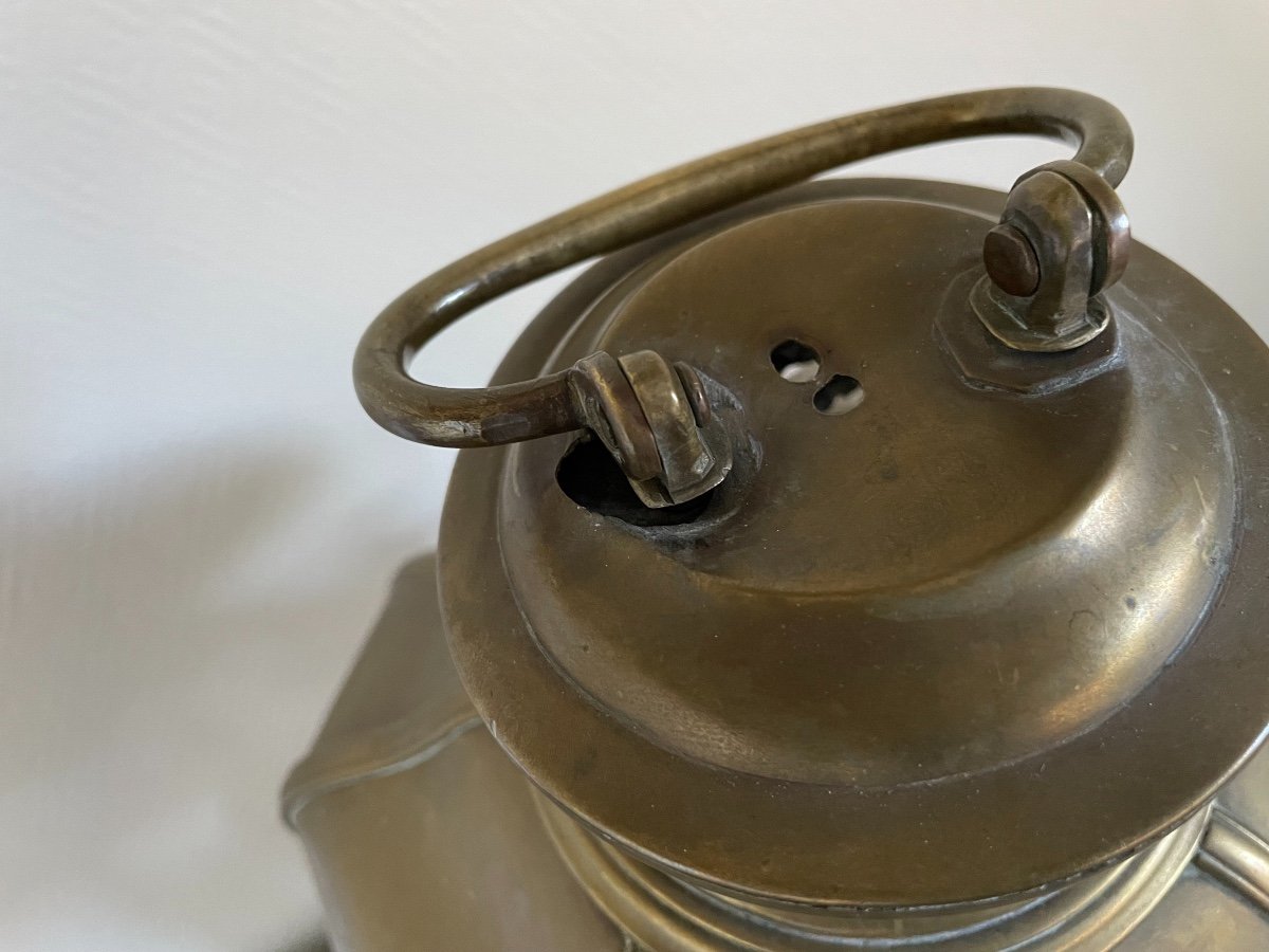 Rare And Large 18th Century Lantern In Repoussé Brass With Coat Of Arms-photo-2