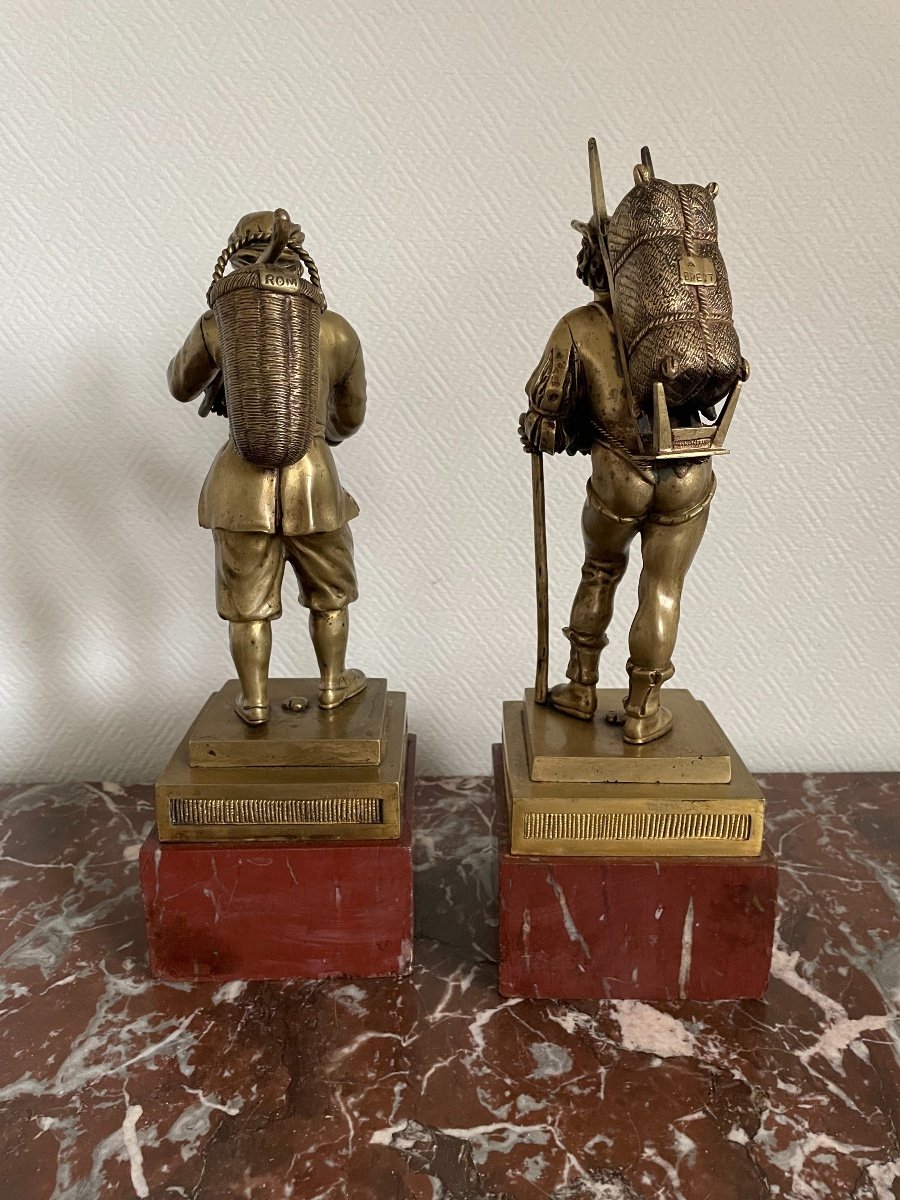 Paire De Statues Bronze Doré Montées Sur Socle Marbre : Les Colporteurs Début XIXeme Siècle -photo-3
