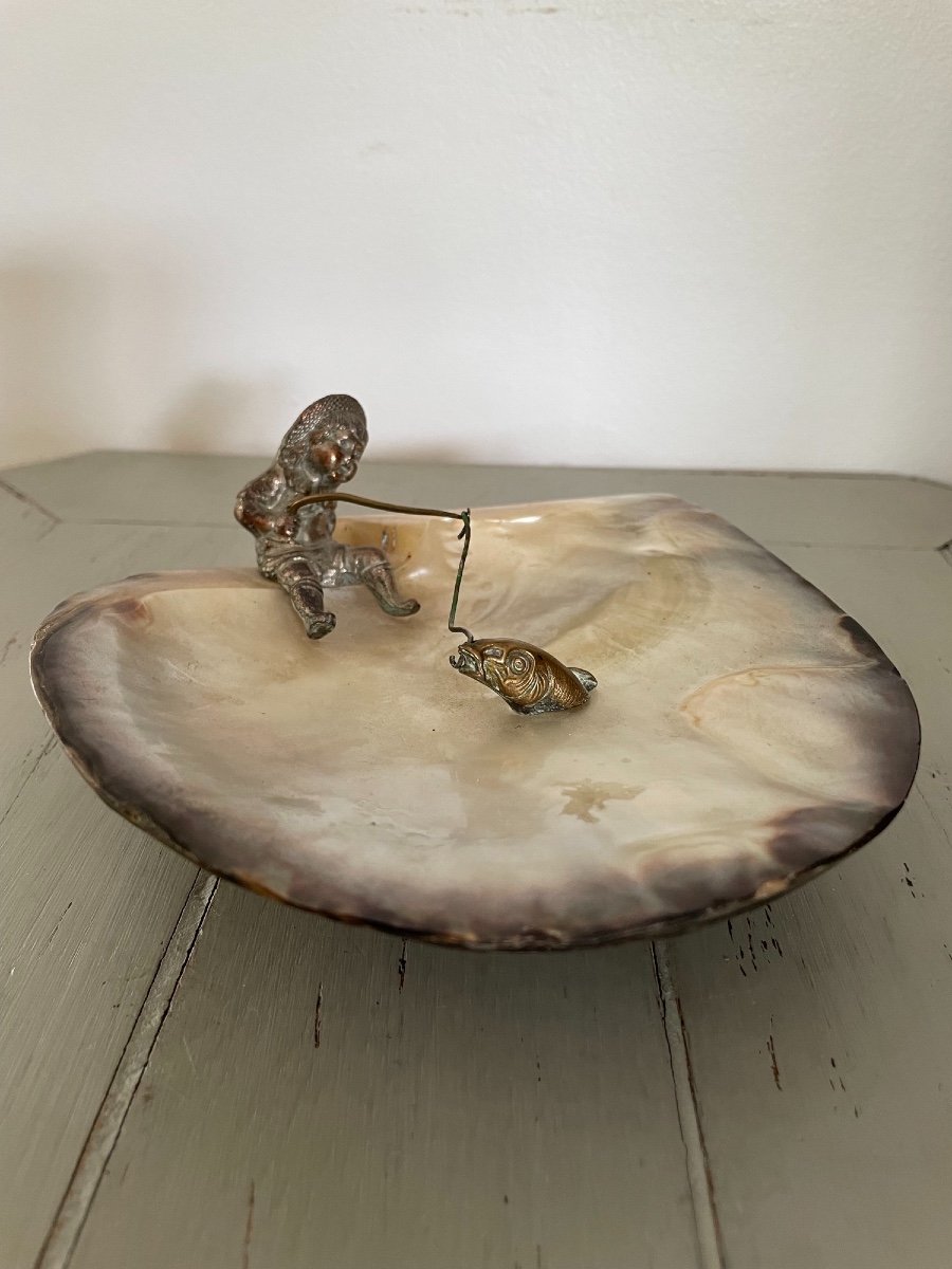 Old Pearly Shell With A Silver Bronze Mount: The Little Fisherman Early XX Showcase-photo-4
