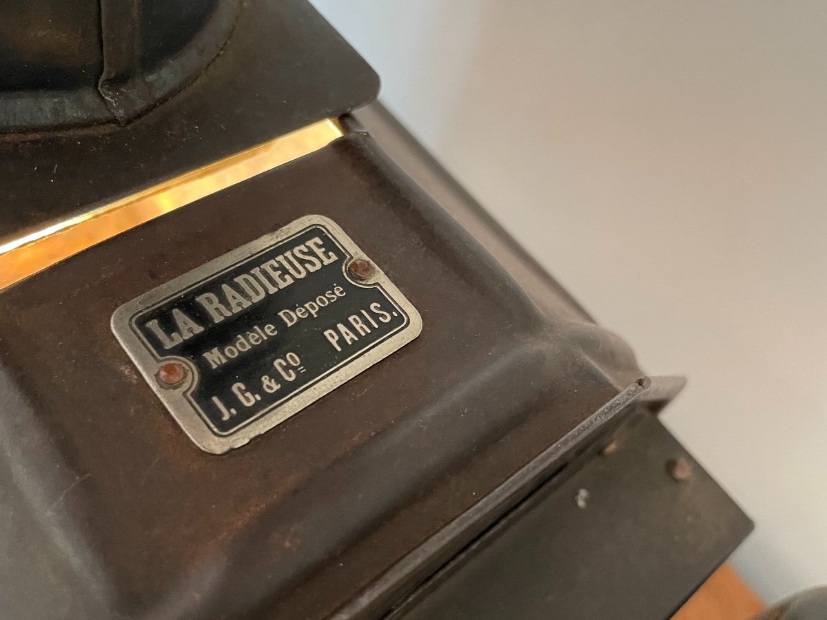 Old Magic Lantern Projector From La Radieuse Jg&co Paris Early 20th Century-photo-4