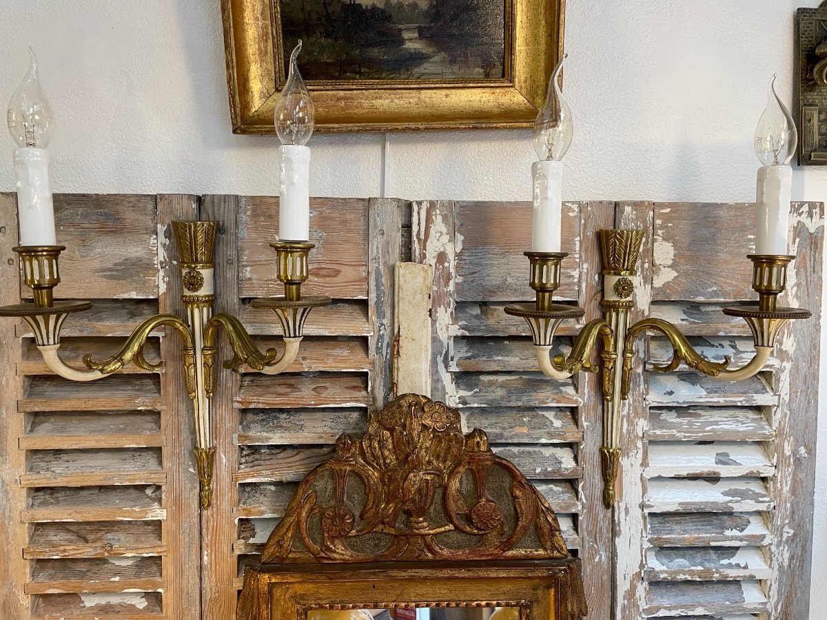 Ancienne Paire d'Appliques En Bronze Doré Laqué  Blanc De La Maison Lucien Gau XX Eme-photo-2