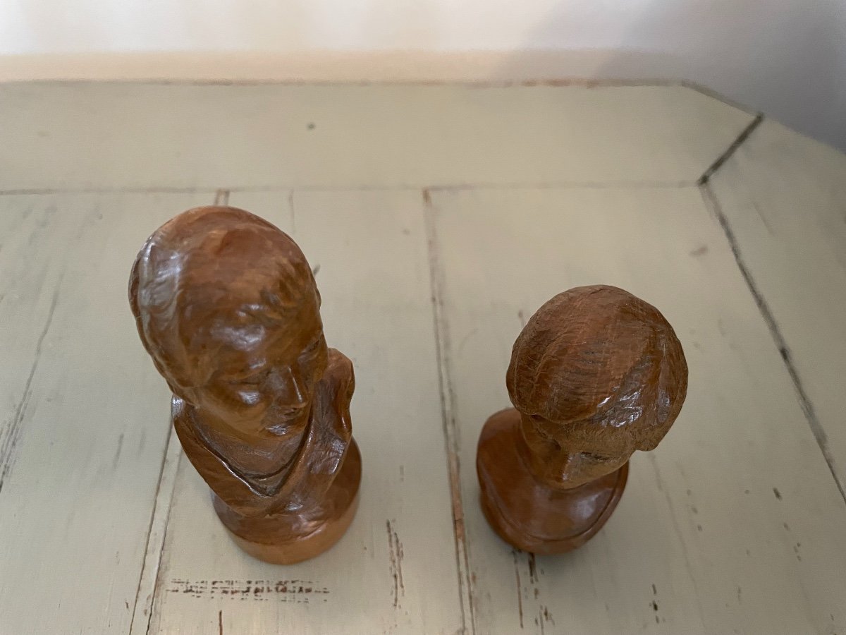 Pair Of Small Busts In Carved Wood, Late 19th Century Early 20th Century Curiosity Showcase-photo-6