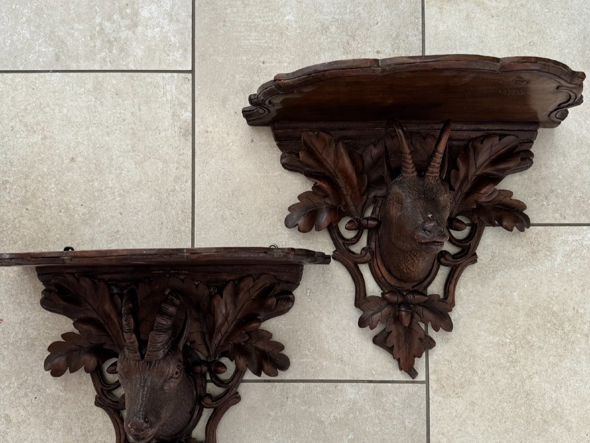 Pair Of Wall Shelf Consoles In Carved Wood Said Black Forest XIXth Hunting Brienz -photo-7