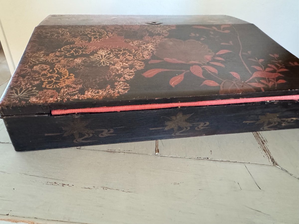 Ancien Petit écritoire En Laque De Chine à Décor Floral Vers 1900-photo-4