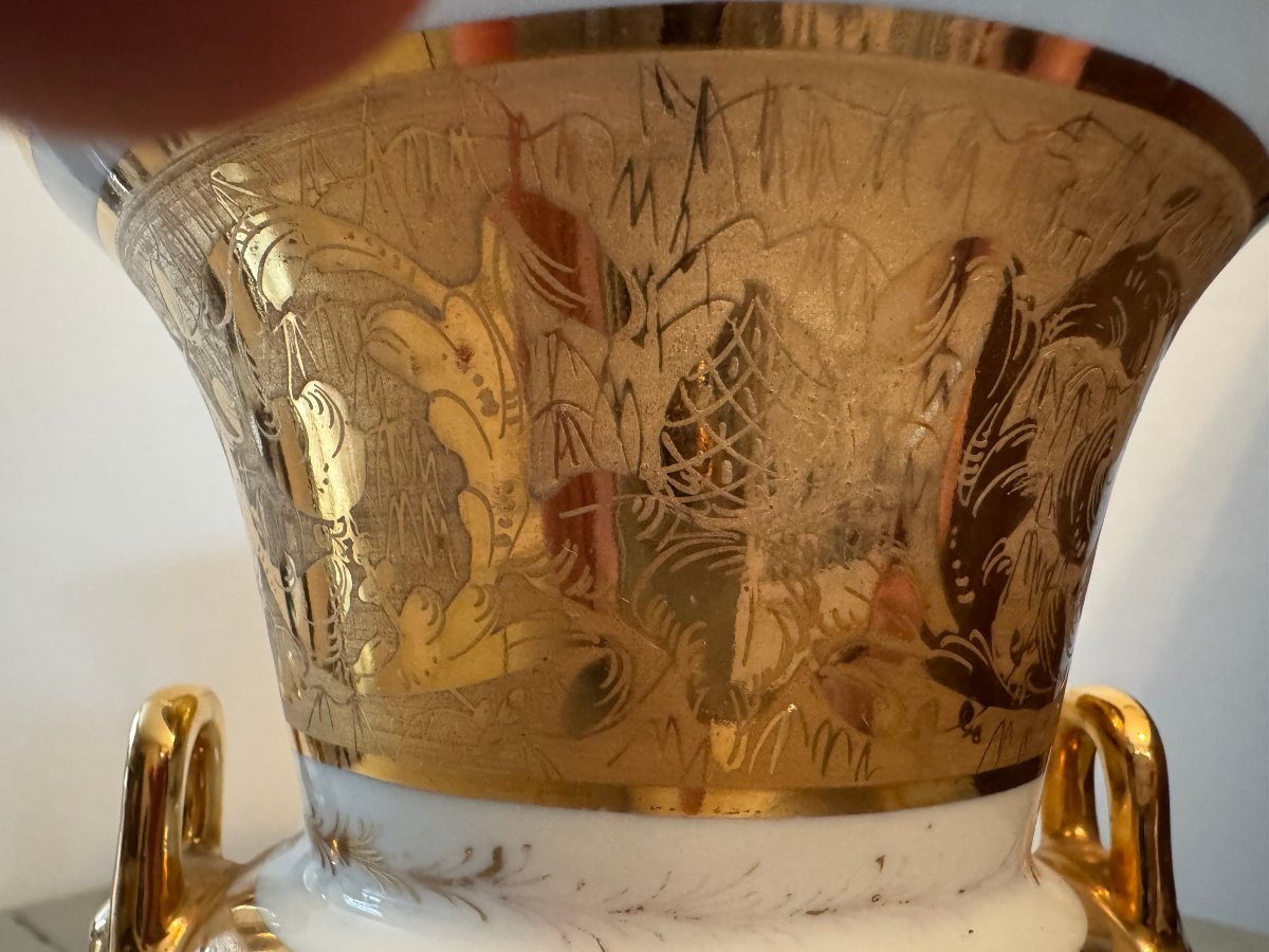 Antique Medici Vase With Floral Decor In Porcelain By Le Tallec Medicis-photo-2