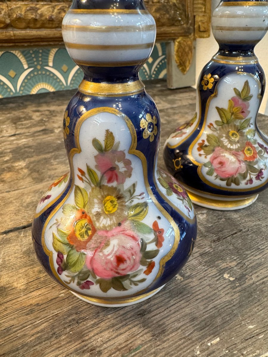 Set Of 2 Painted Porcelain Bottles, 19th Century Napoleon III Period -photo-4