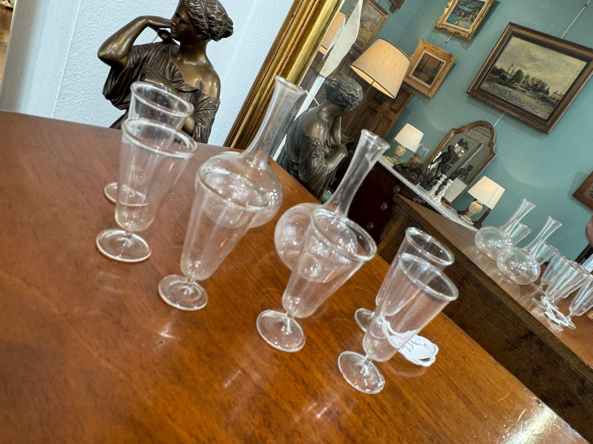 miniature ensemble de dinette pour poupée en verre : 6 verres à pied 2 carafes en parfait état -photo-3