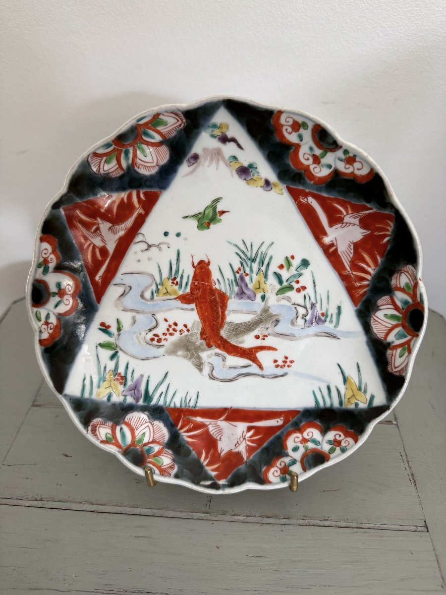 Antique Japanese Imari Porcelain Plate, 19th Century, Fish Decoration-photo-1