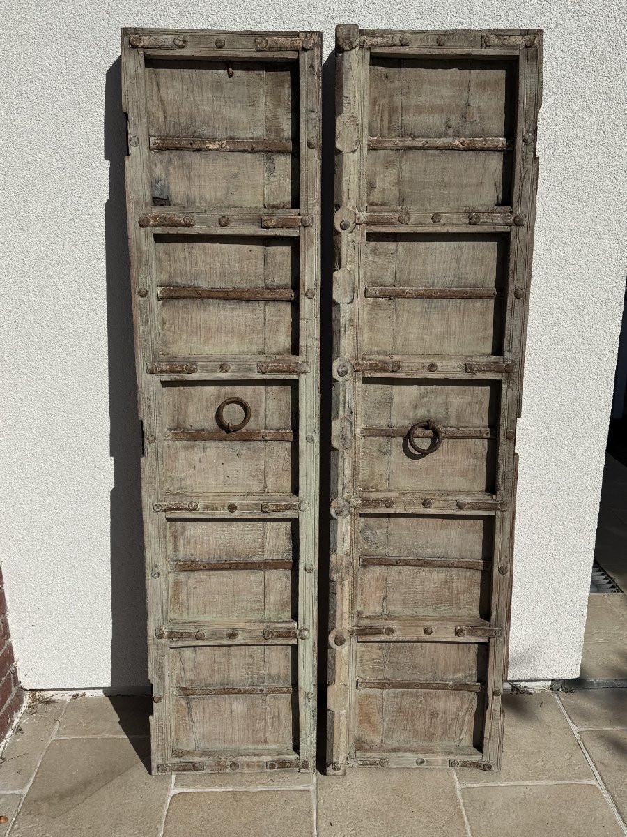Ancienne paire de portes indiennes en bois patiné debut du XIX eme siecle deco loft architecte -photo-2