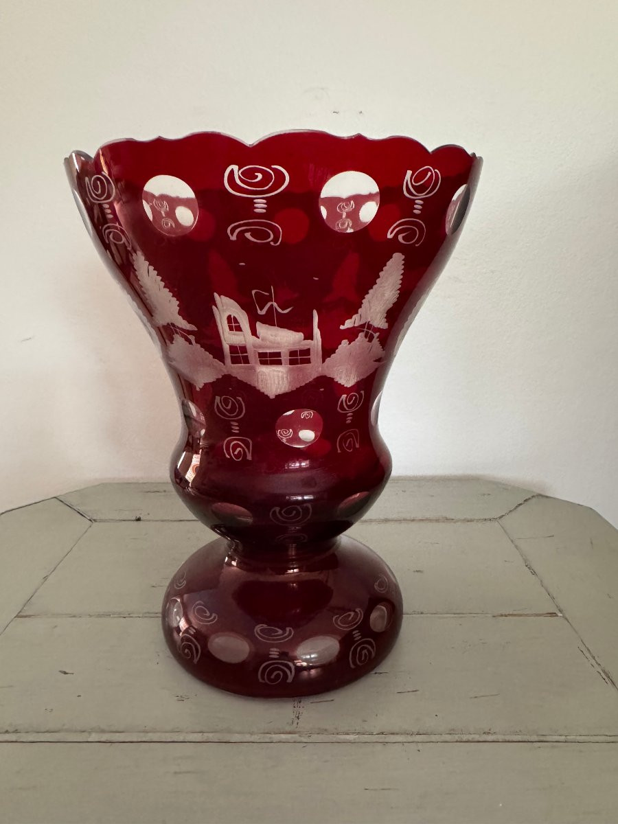 Antique Vase In Engraved Red Bohemian Crystal, Napoleon III, 19th Century-photo-2