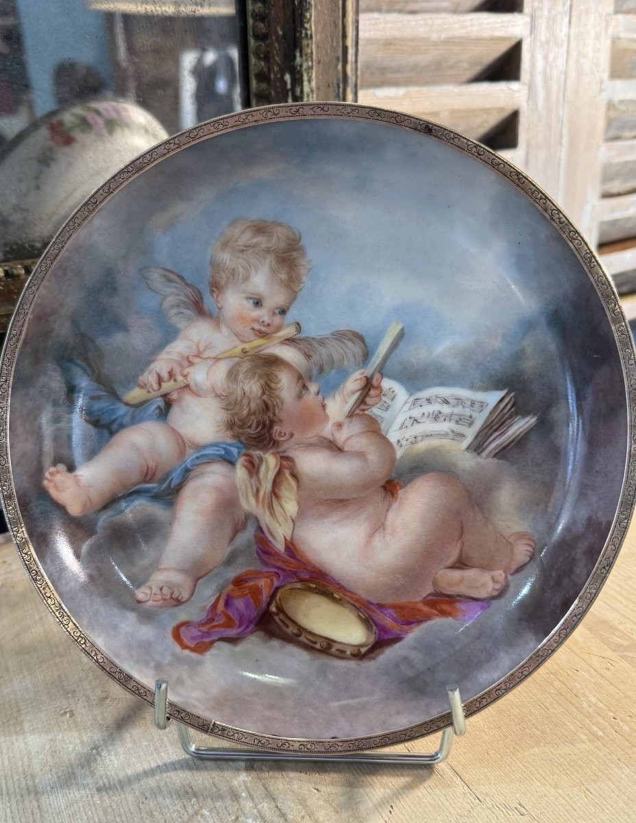 Ancienne en assiette en porcelaine début XIX eme siècle aux Putti musiciens monture bronze-photo-2