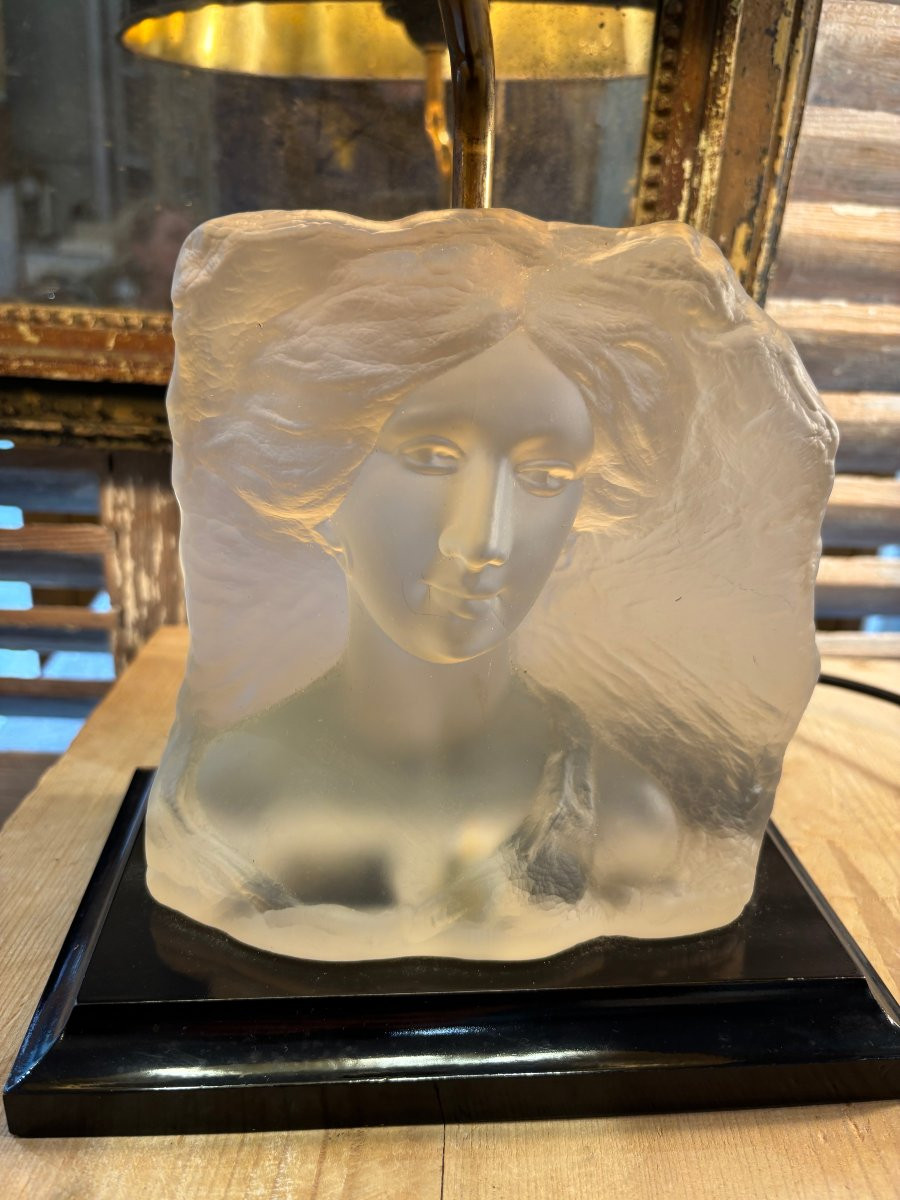 Ancienne et jolie lampe Le dauphin vintage 1970 à la jeune femme buste verre -photo-7