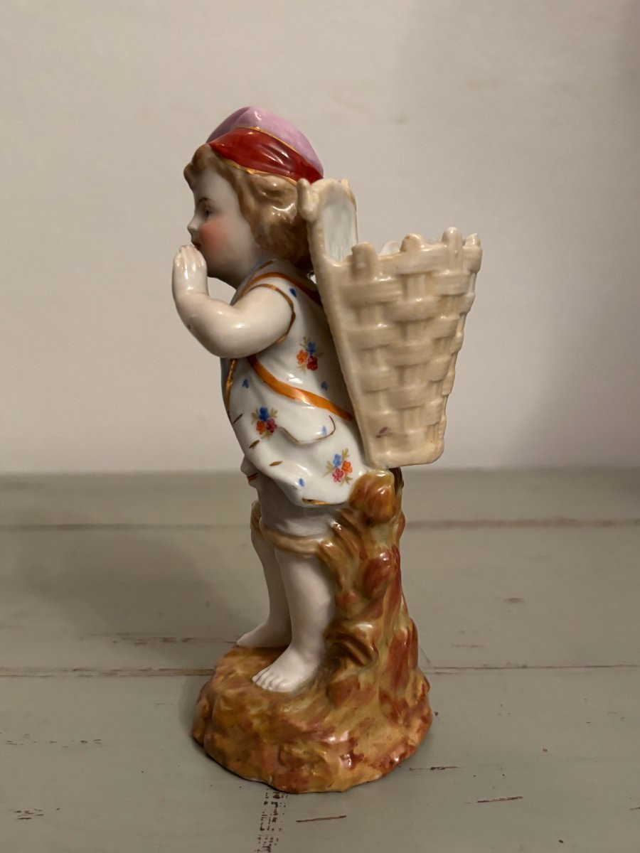 Antique Small German Porcelain Figure, Late 19th Century, Depicting A Statue In A Pose.-photo-4
