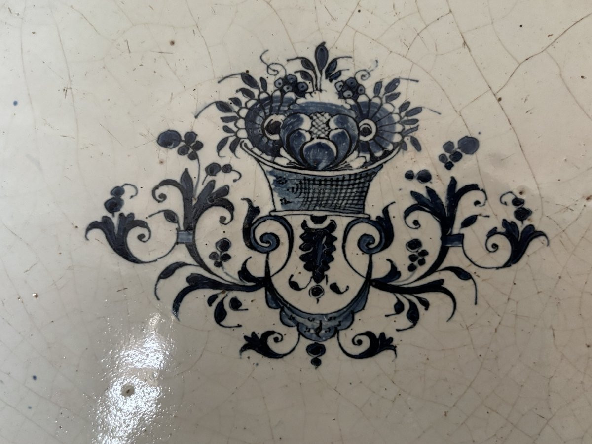 Ancien plat en faience de Rouen XVIII eme siècle Guillibaud epoque Louis XV Faïence banette-photo-3