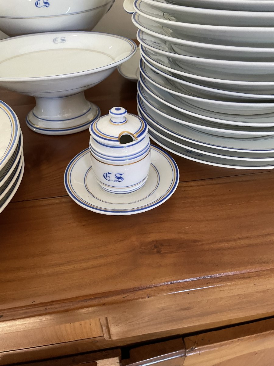 Important Service De Vaisselle En Porcelaine époque XIX Eme Plus 89 Pièces blanc bleu -photo-7