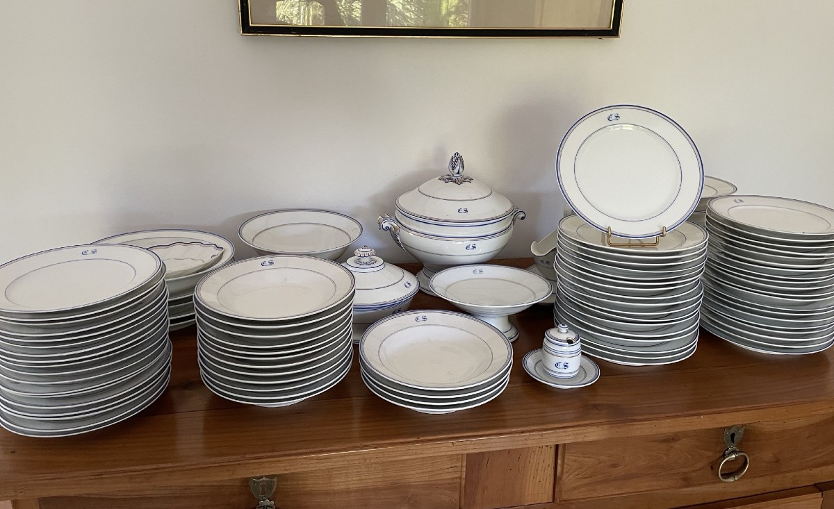 Important Service De Vaisselle En Porcelaine époque XIX Eme Plus 89 Pièces blanc bleu 