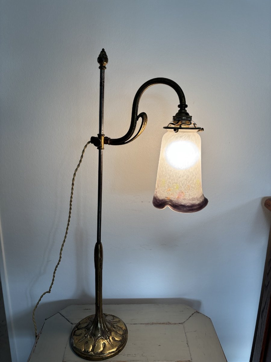 Ancien grand pied de lampe art nouveau vers 1920 bronze et laiton avec sa tulipe pate de verre -photo-4