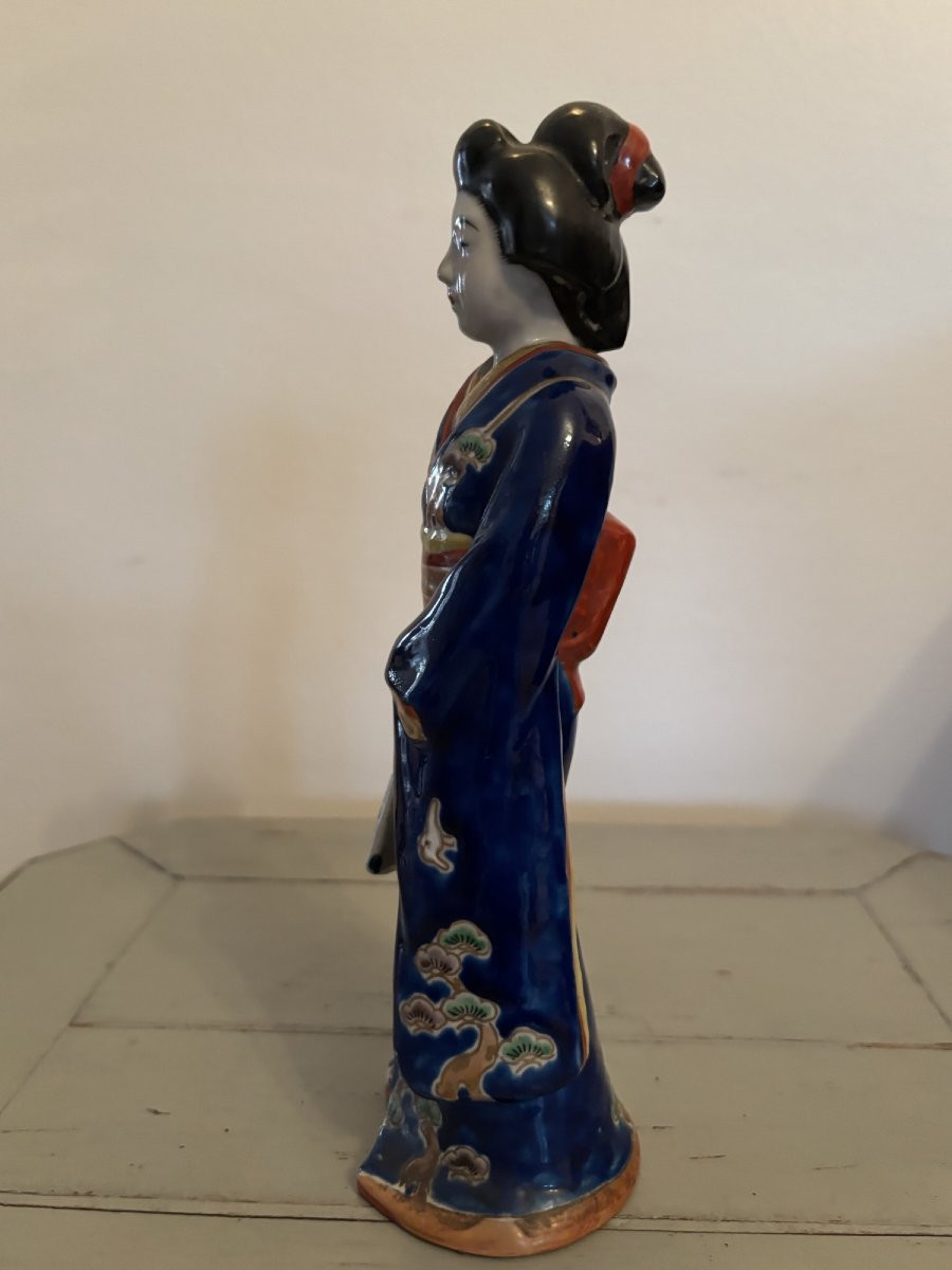 Ancienne statue geisha  en porcelaine de kutani début XX eme Japon -photo-3
