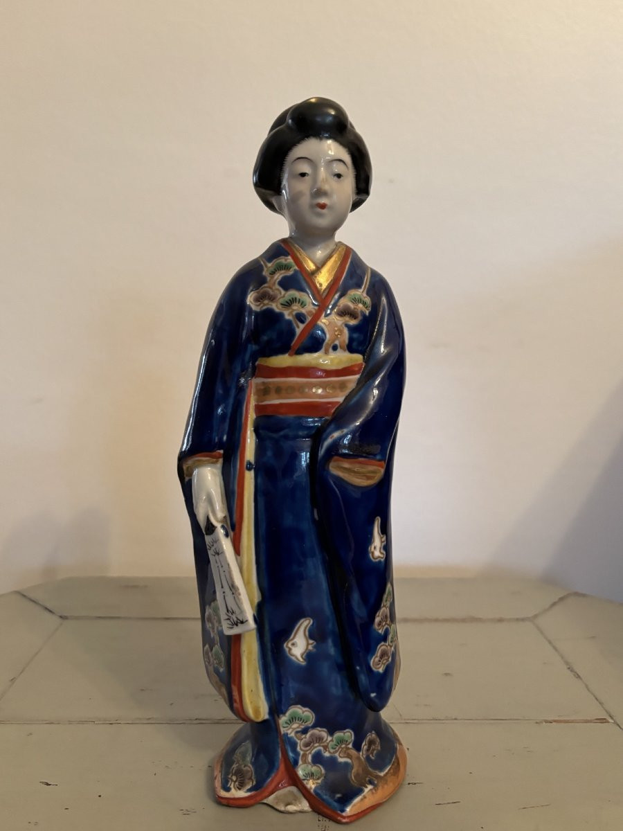 Ancienne statue geisha  en porcelaine de kutani début XX eme Japon -photo-1