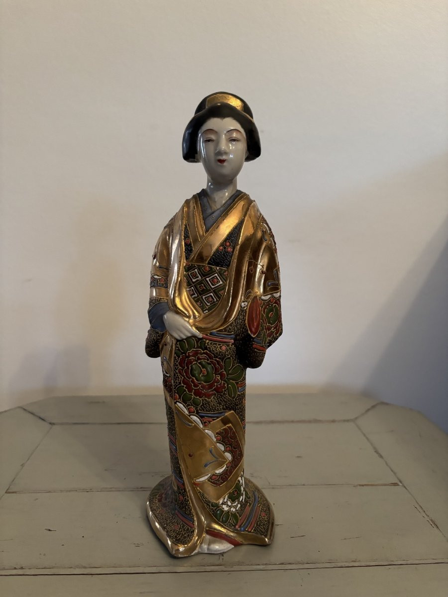 Ancienne statue Kannon Guanyin en porcelaine de Satsuma début XX eme Japon -photo-2