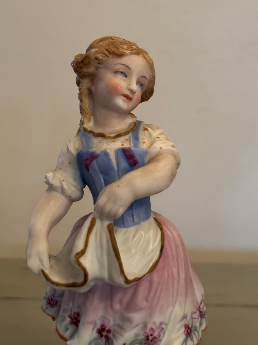 Ancienne paire de sujets  en biscuit de porcelaine : les napolitains epoque XIX eme siecle-photo-1