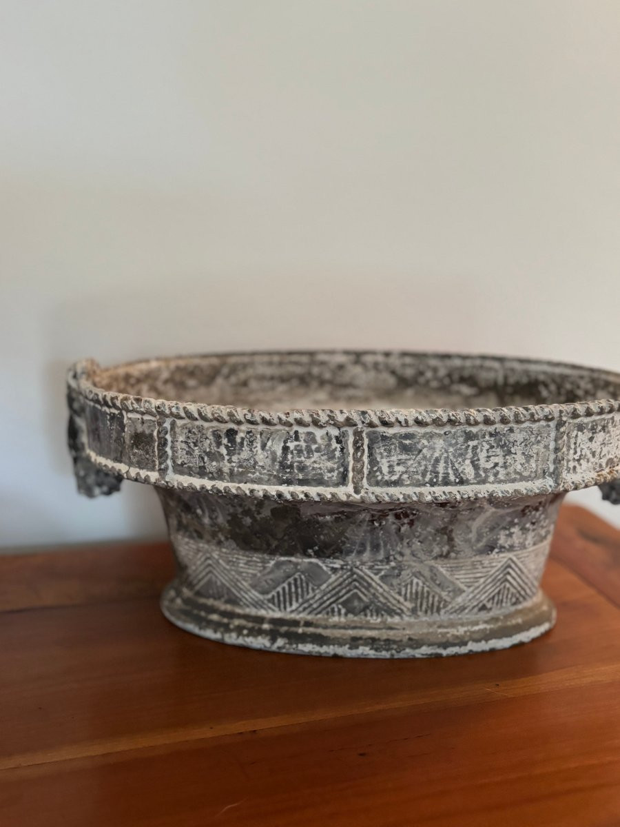 Ancienne jardinière en fonte de fer patinée vers 1900 style Louis XVI-photo-3