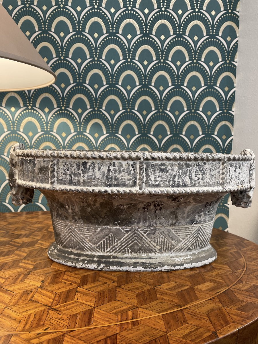 Ancienne jardinière en fonte de fer patinée vers 1900 style Louis XVI-photo-2