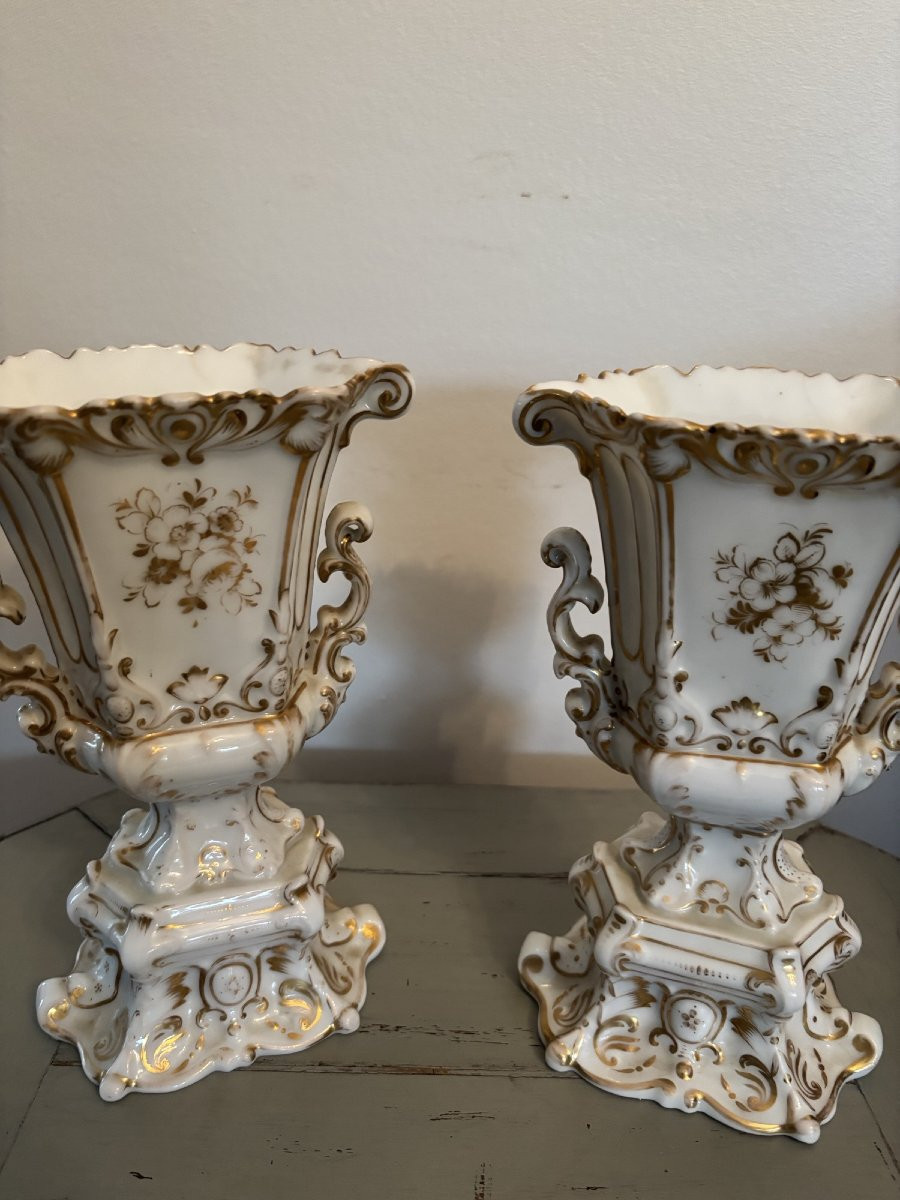 Ancienne paire de vases medicis en porcelaine de Paris vers 1850 XIX eme siècle -photo-3
