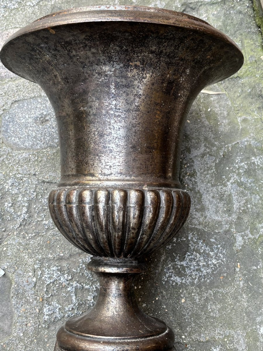 Antique Large Cast Iron Medici Vase, Late 19th Century Garden Vase, Good Size, Height 51 Cm-photo-2