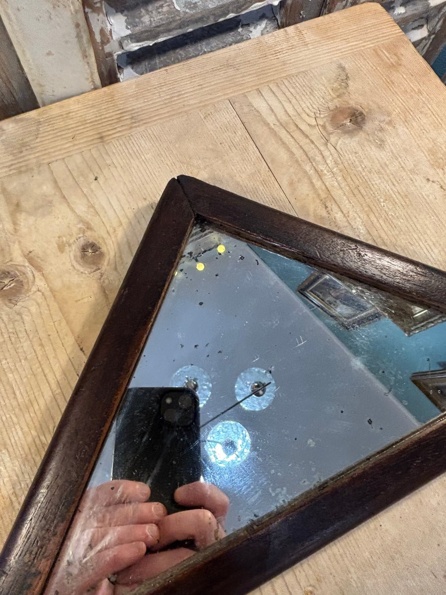 Antique And Very Interesting Small Triangular Mirror, 19th Century, Patinated Wooden Frame-photo-4