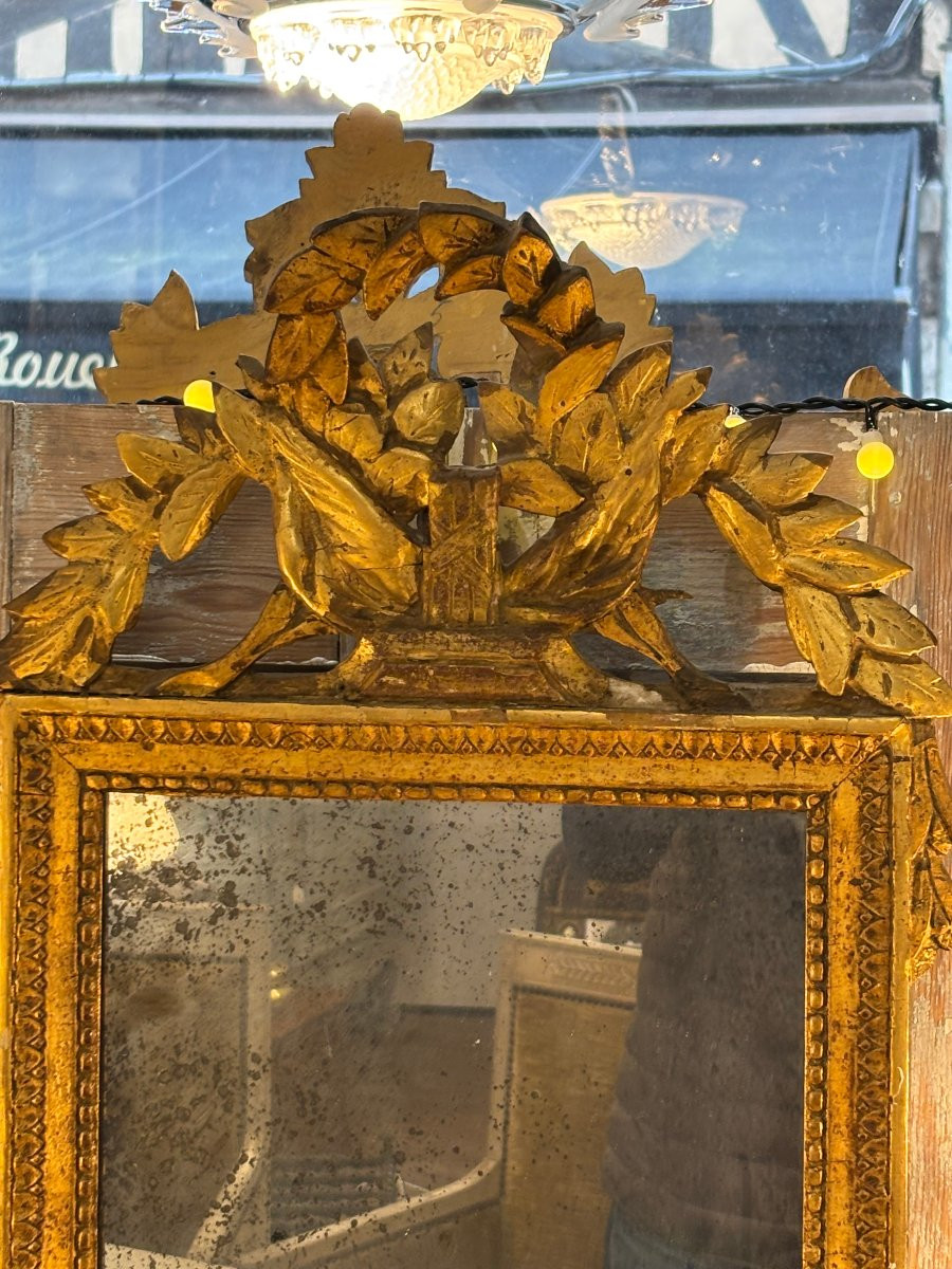 Antique Louis XVI Style Mirror From The 18th Century, With Its Patina And Gilding, In Gilded Wood.-photo-4