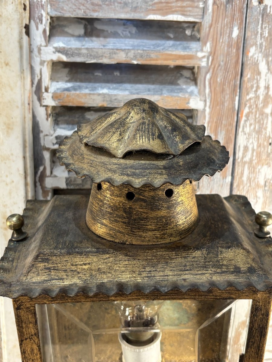Ancienne petite lanterne murale en métal doré milieu XX eme Louis XVI lampe applique-photo-5