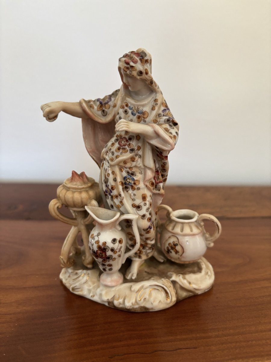Antique Volkstedt Porcelain Statue Of An Oriental Dancer Circa 1880 Era Meissen XIX Eme-photo-1
