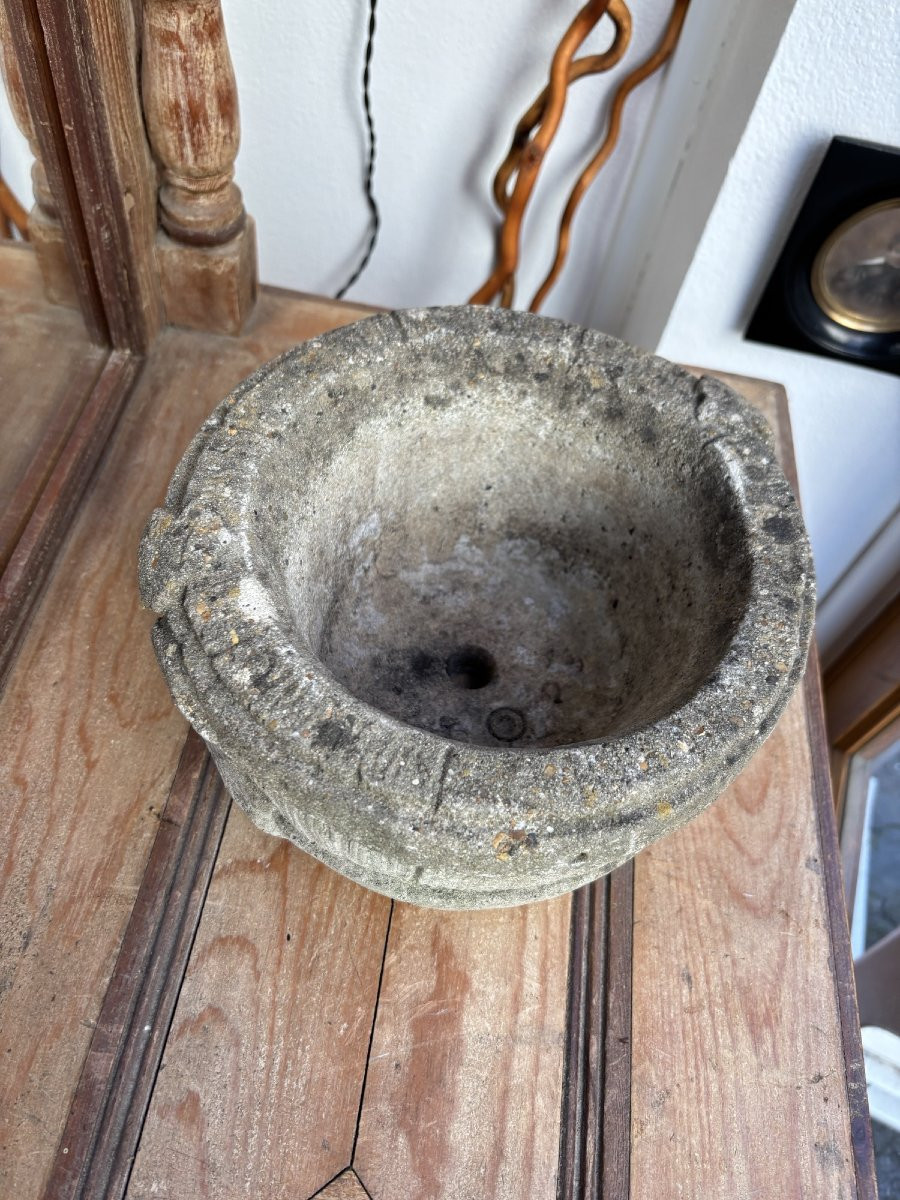 Ancienne paire de petits pots ou bassin de jardin en pierre reconstituée milieu XX eme -photo-3
