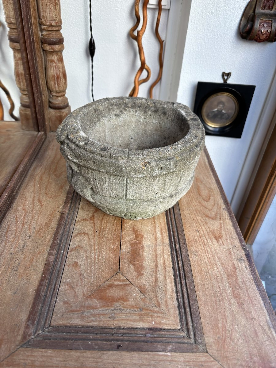 Ancienne paire de petits pots ou bassin de jardin en pierre reconstituée milieu XX eme -photo-7