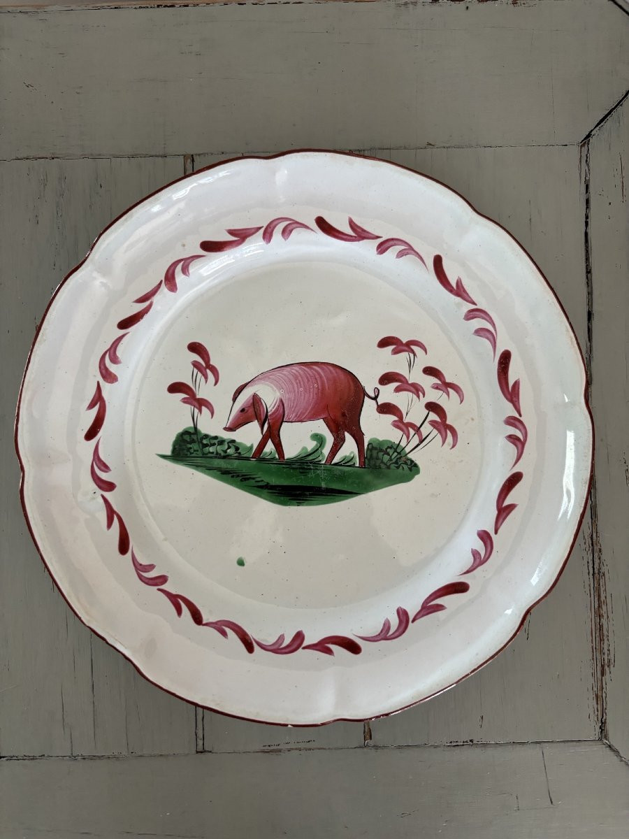 Antique Islettes Earthenware Plate, 19th Century, Decorated With A Pig-photo-1