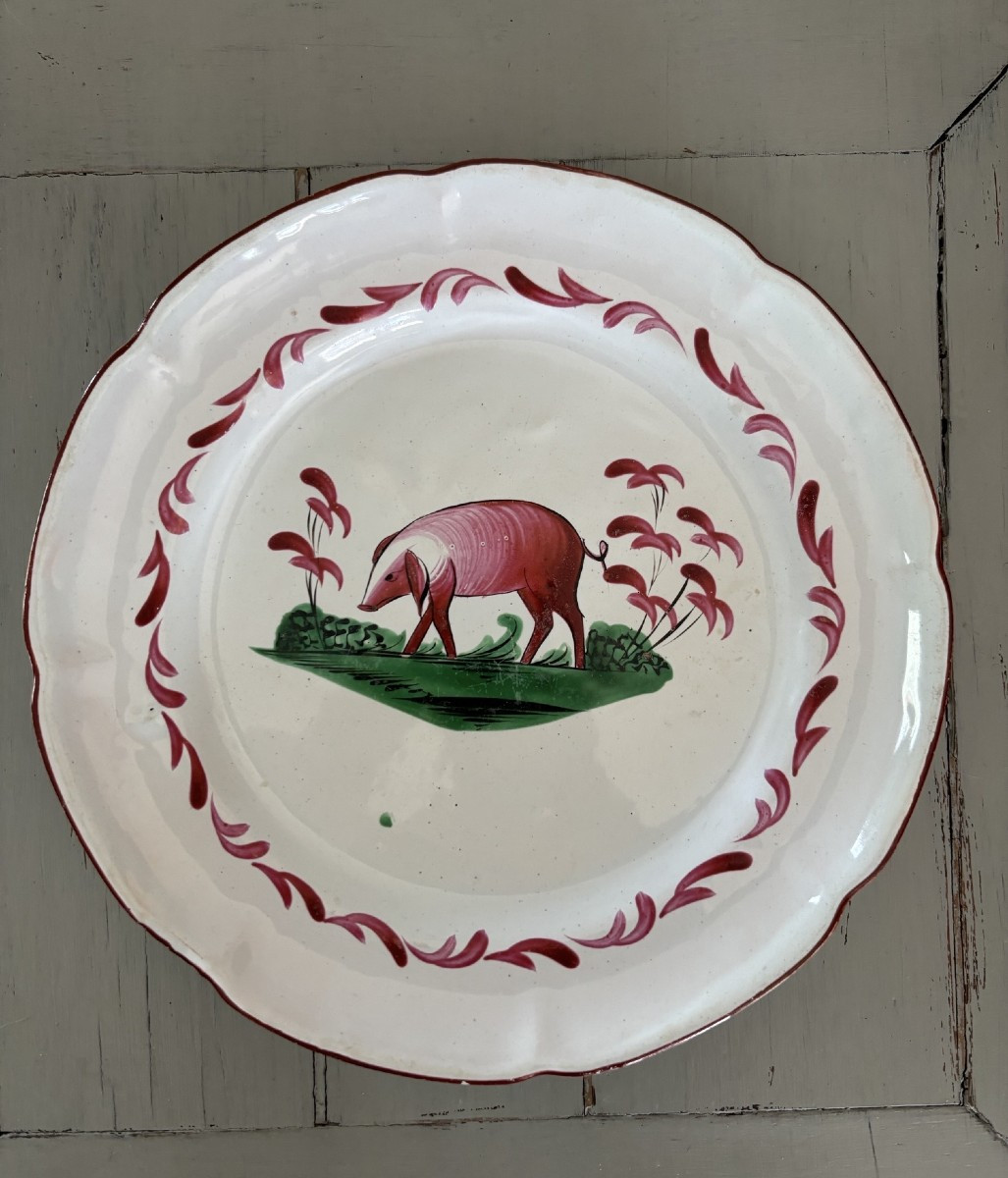 Antique Islettes Earthenware Plate, 19th Century, Decorated With A Pig