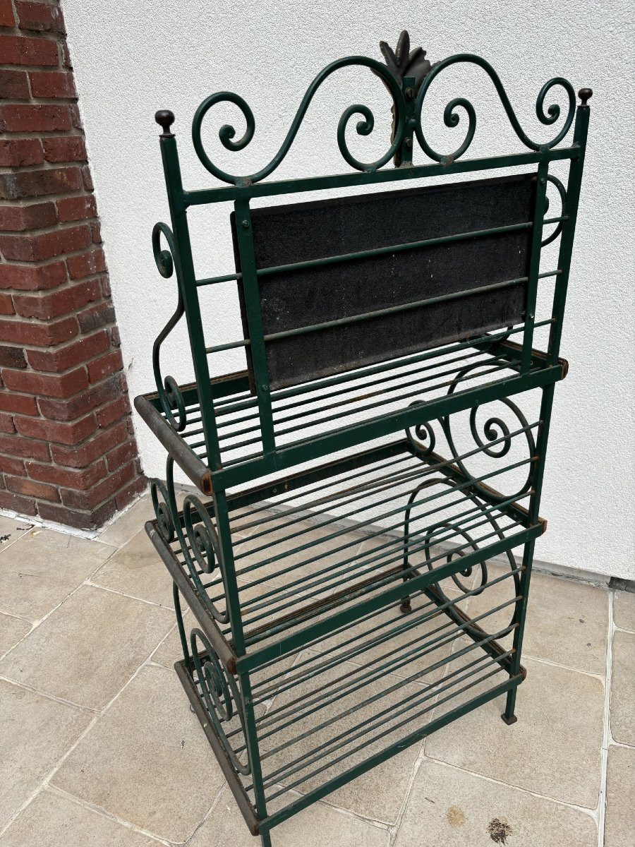 Ancienne et petite étagère à grille de boulanger vers 1950 etagere meuble métier presentoir-photo-3