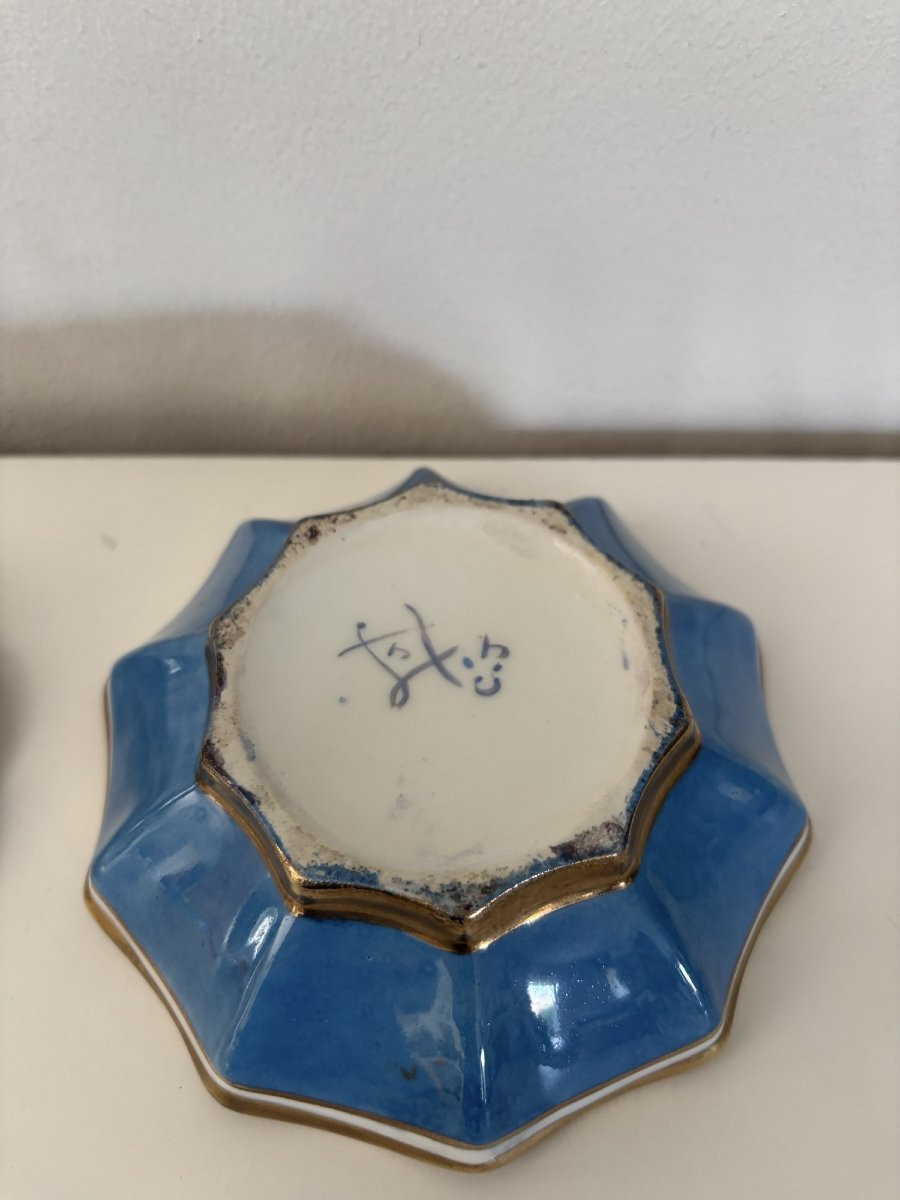 Antique Sèvres Blue Porcelain Bonbonnière Late 19th Century Painted Floral Decoration-photo-5