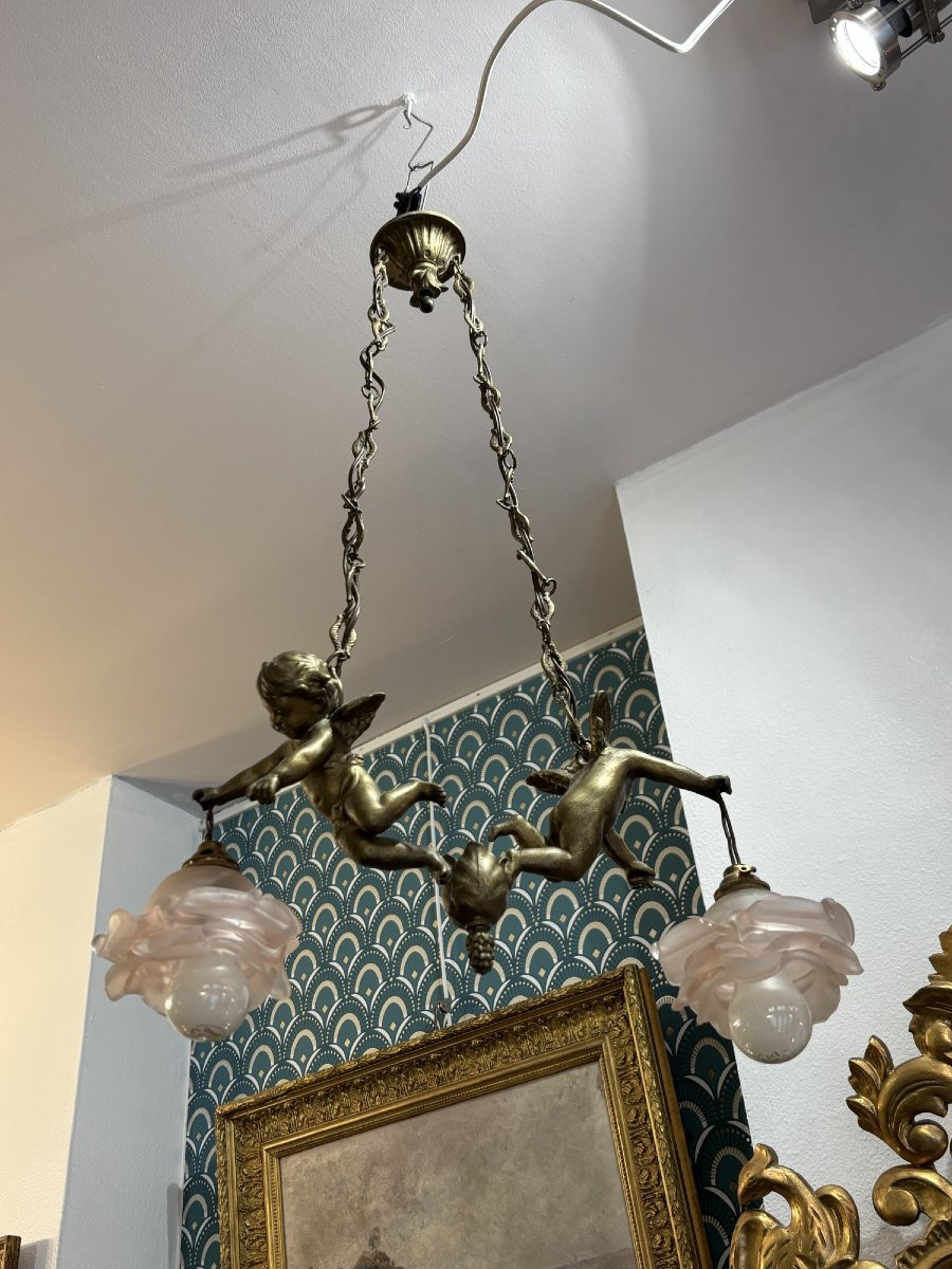 Ancien lustre à décor de putti et d'anges vers 1900 2 feux art nouveau-photo-1