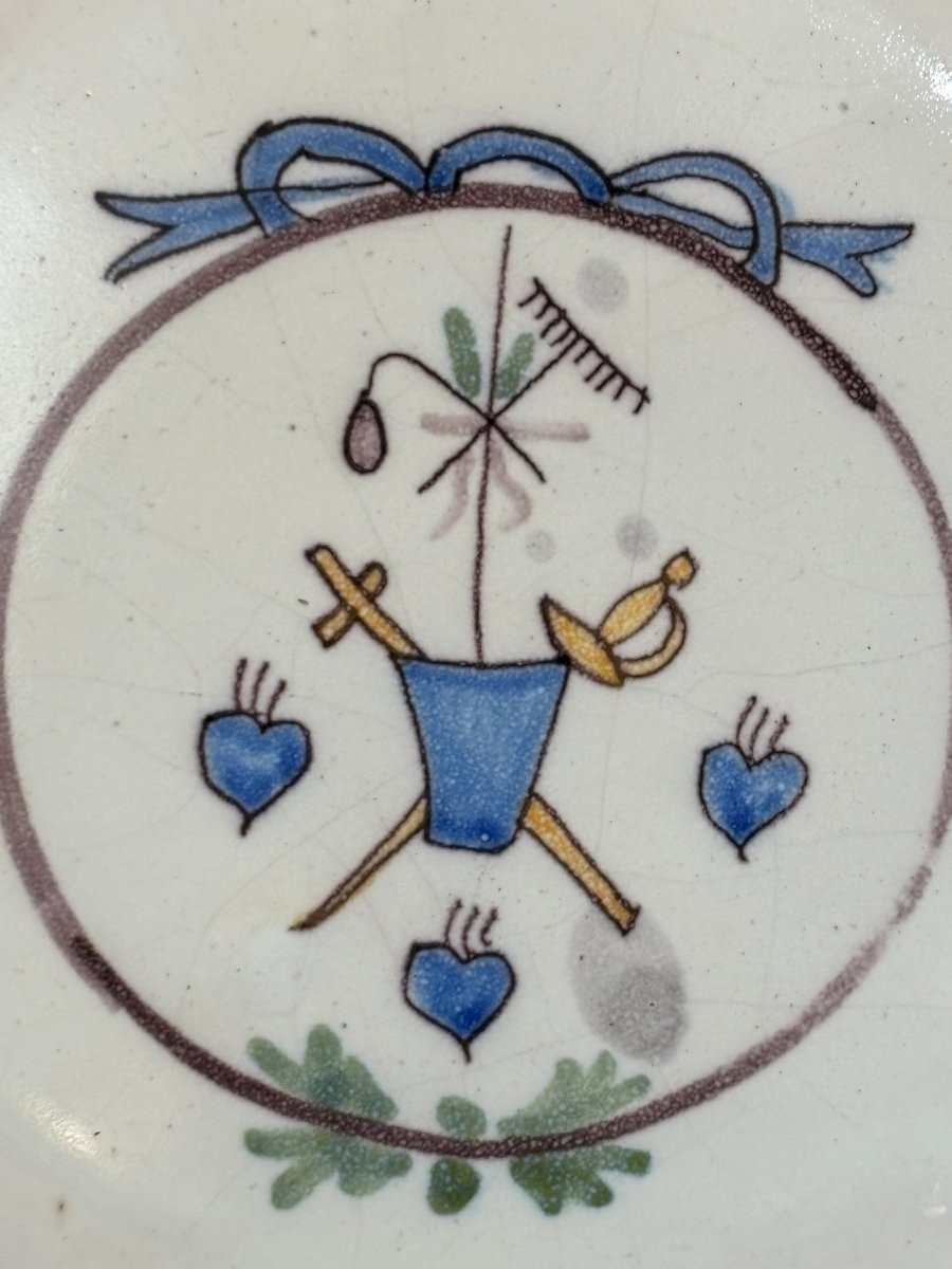 Ancienne assiette en faience de Nevers révolutionnaire fin XVIII début XIX eme faïence 3 ordres-photo-3