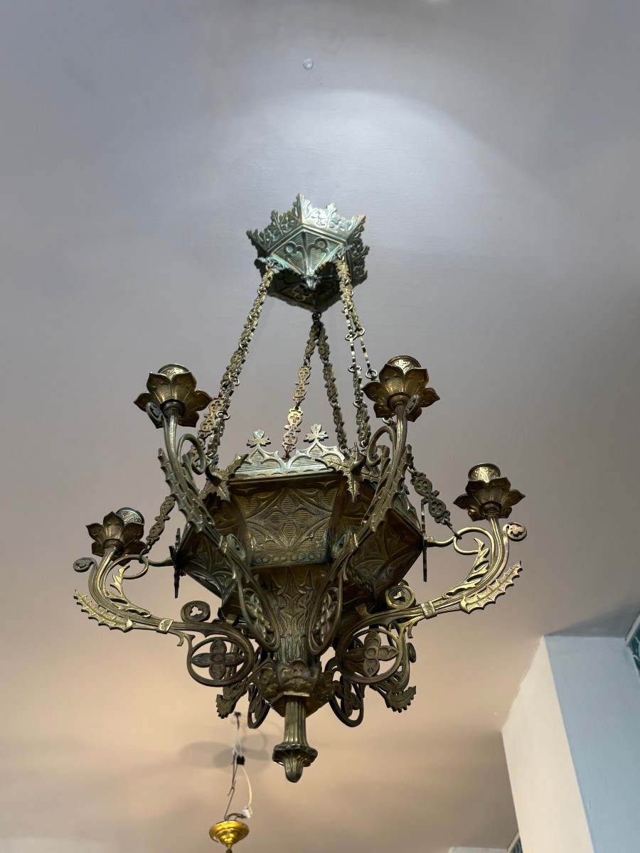 Ancien lustre gothique fin XVIII eme ou début XIX eme en bronze dépoli 5 feux 