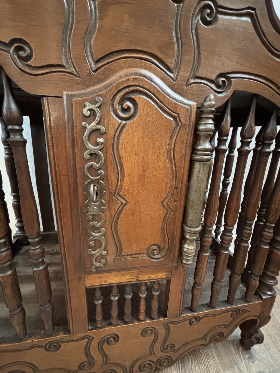 Antique Provencal Walnut Panetiere 18th Century Early 19th Century Bread Cabinet-photo-2