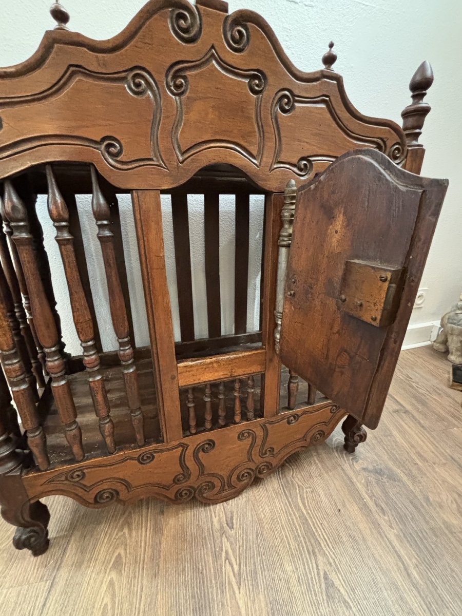Antique Provencal Walnut Panetiere 18th Century Early 19th Century Bread Cabinet-photo-3