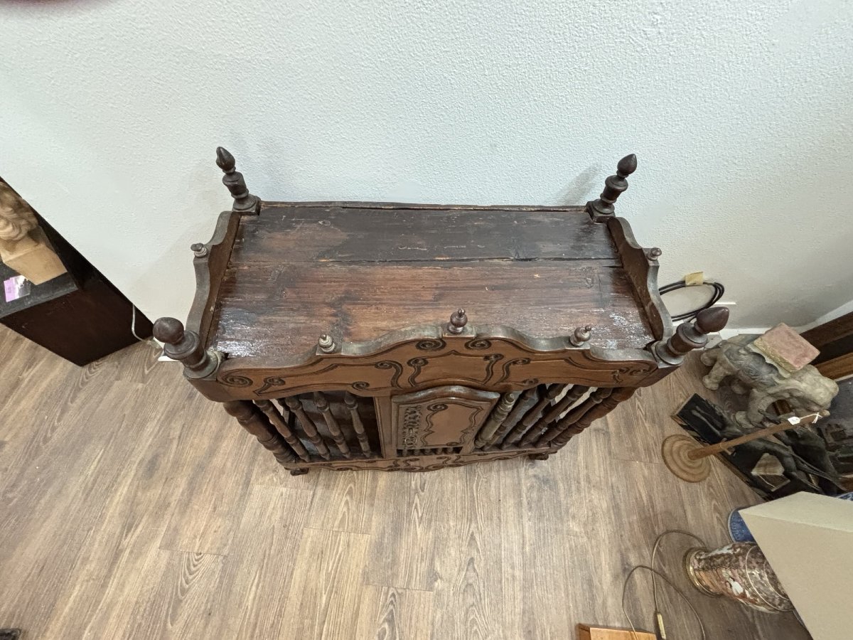 Antique Provencal Walnut Panetiere 18th Century Early 19th Century Bread Cabinet-photo-4